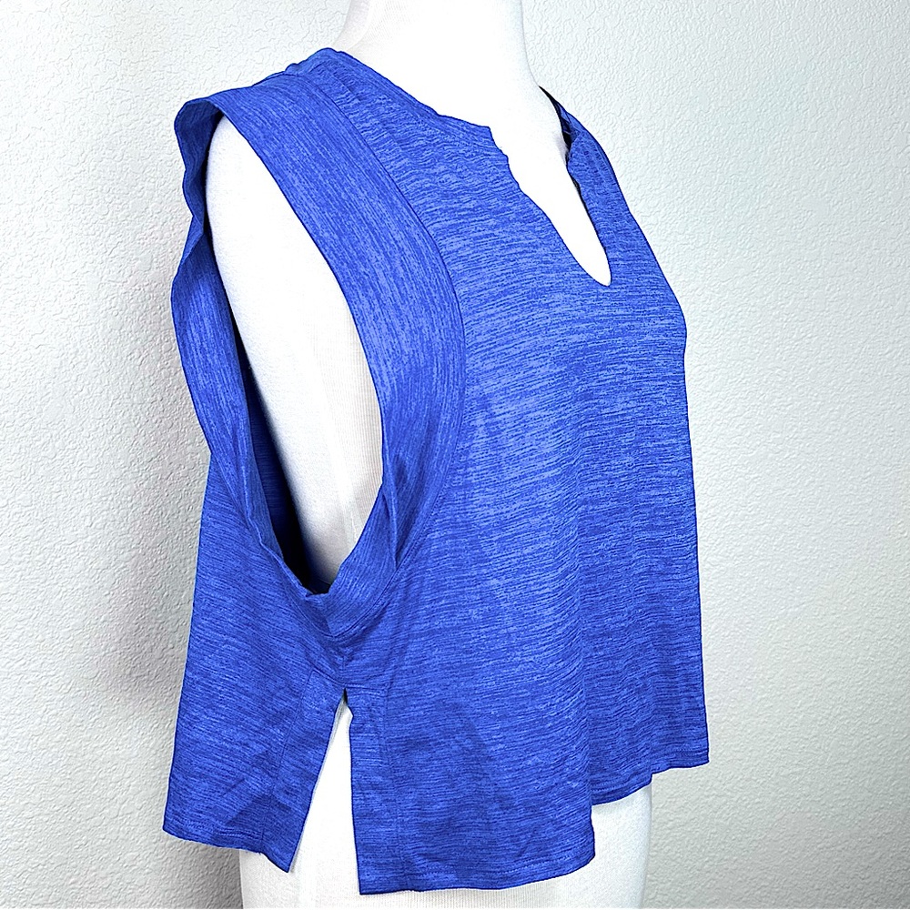 Free People Movement Crew Neck V Detail Split Hem Muscle Tank‎ Raw Edges Large